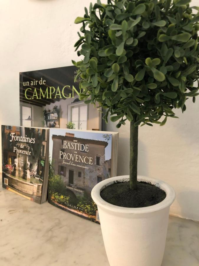 Hotel Le Flore Fréjus Eksteriør billede