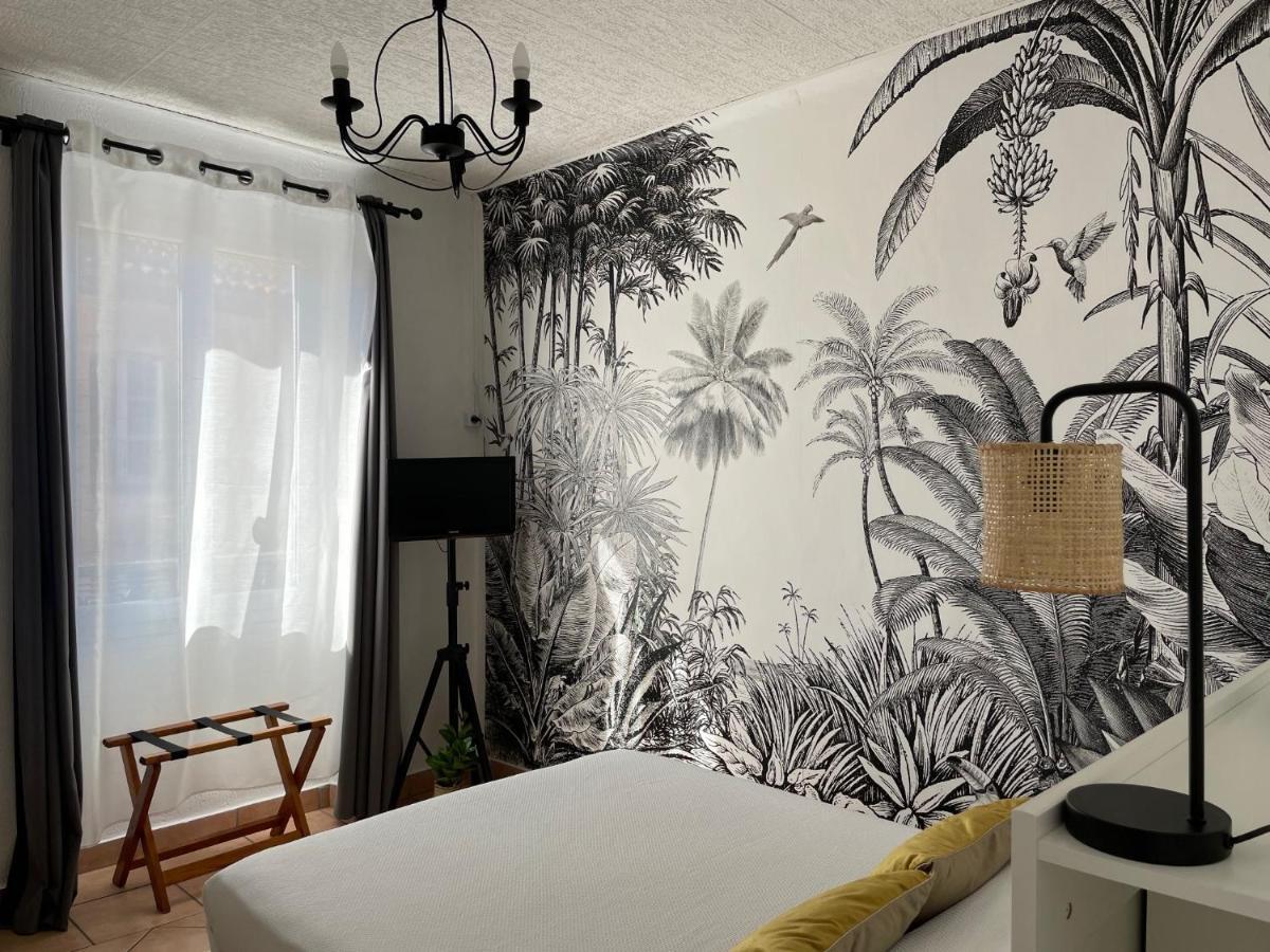 Hotel Le Flore Fréjus Eksteriør billede