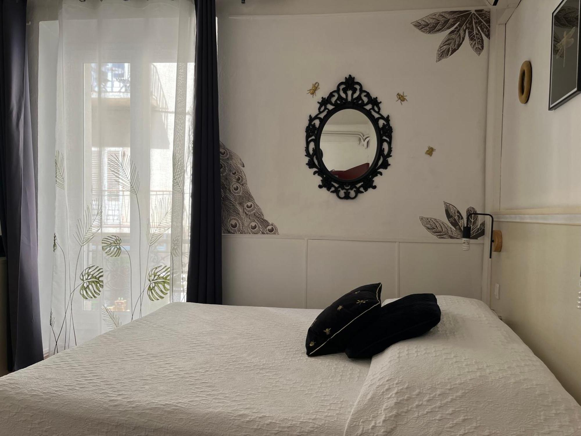 Hotel Le Flore Fréjus Eksteriør billede