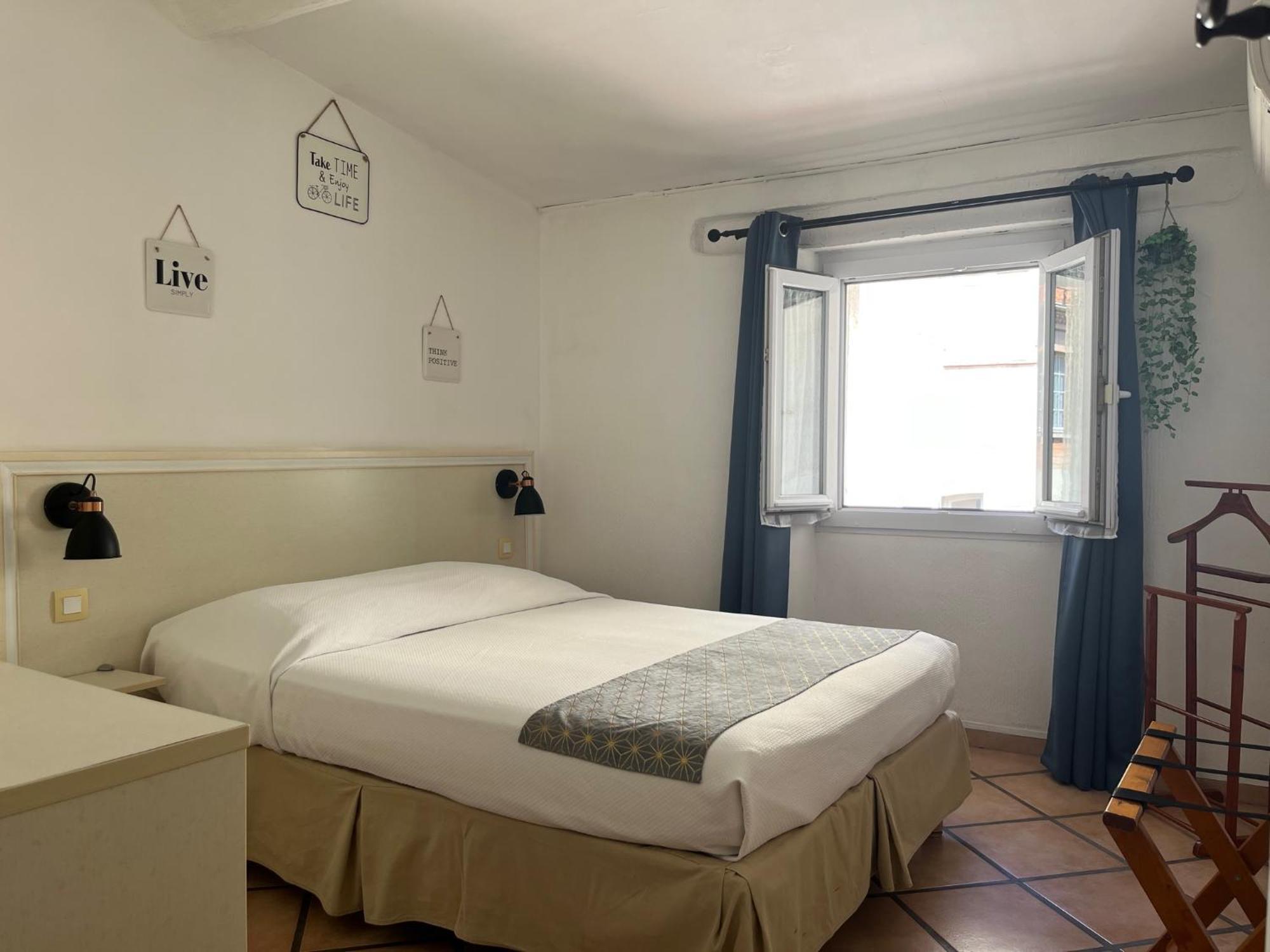 Hotel Le Flore Fréjus Eksteriør billede