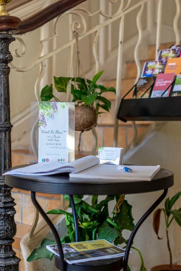 Hotel Le Flore Fréjus Eksteriør billede